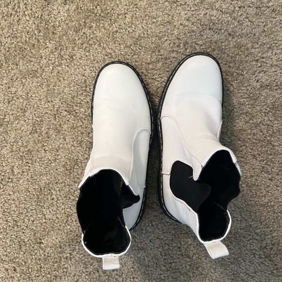 Sincerely Jules Boots - Picture 3 of 4